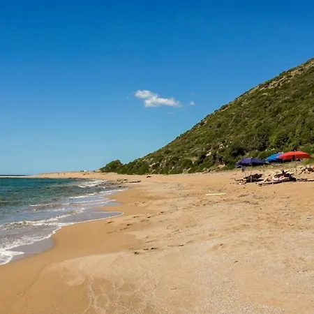 Classic House Hébergement de vacances Lefkimi